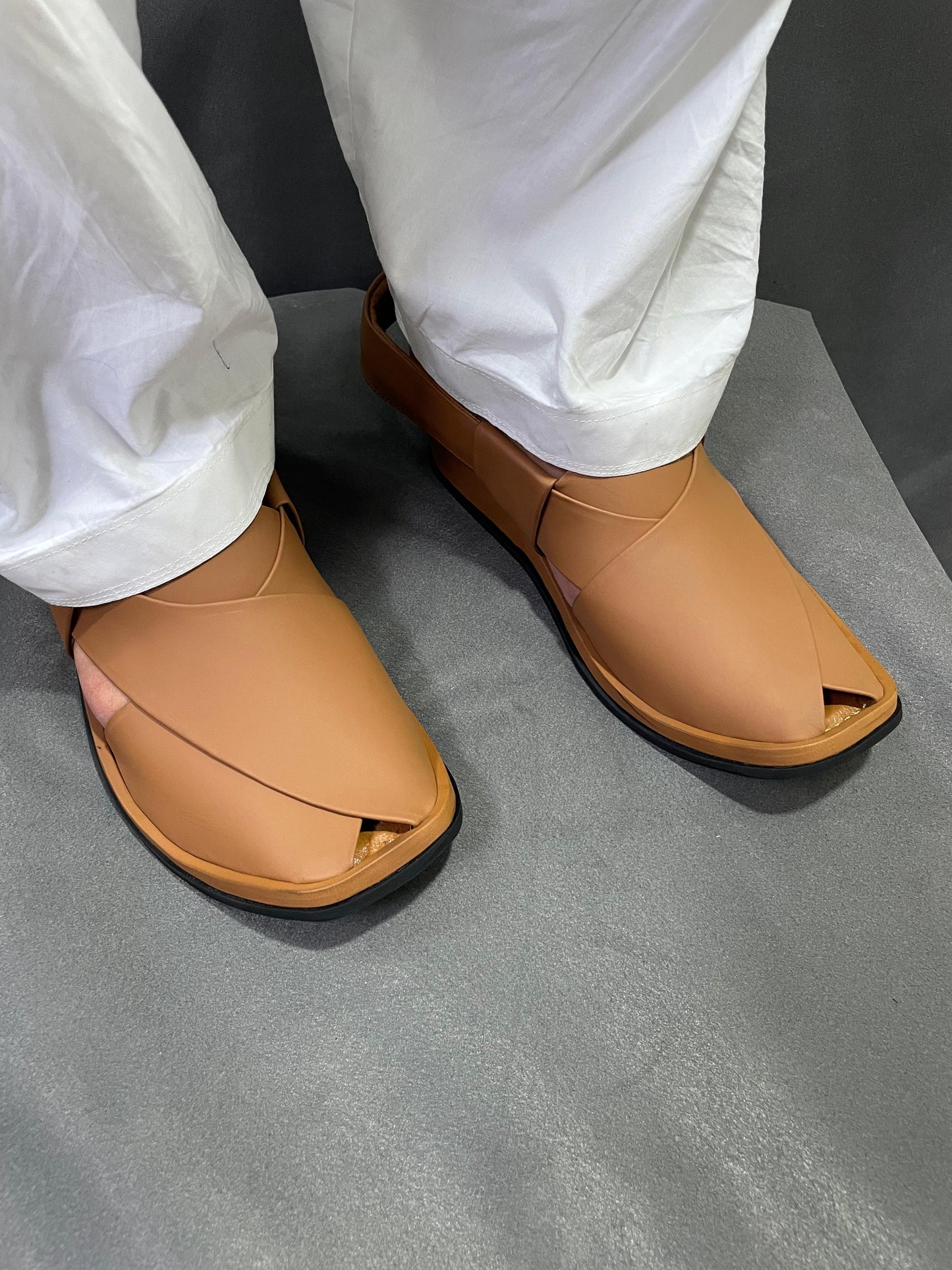 ✨ ROUND SHAPE PESHAWARI MEDICATED CHAPPAL – SOFT & PREMIUM QUALITY ✨(Malta)