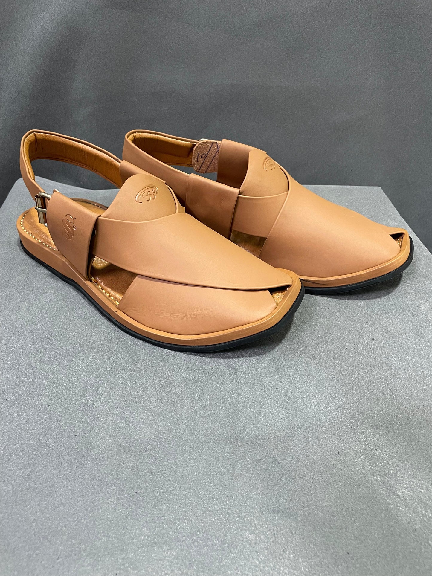 ✨ ROUND SHAPE PESHAWARI MEDICATED CHAPPAL – SOFT & PREMIUM QUALITY ✨(Malta)