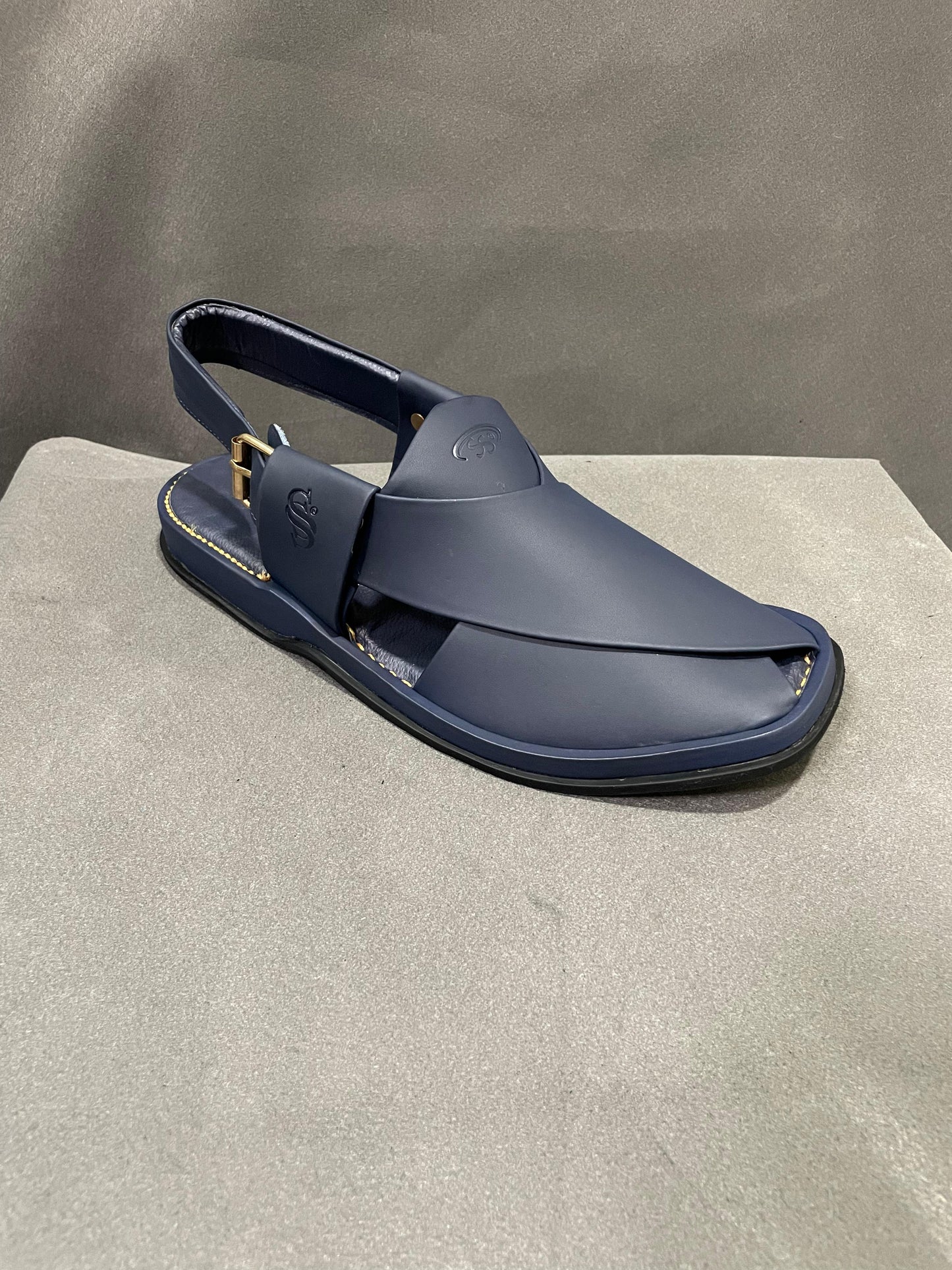 ✨ ROUND SHAPE PESHAWARI MEDICATED CHAPPAL – SOFT & PREMIUM QUALITY ✨(Navy Blue)