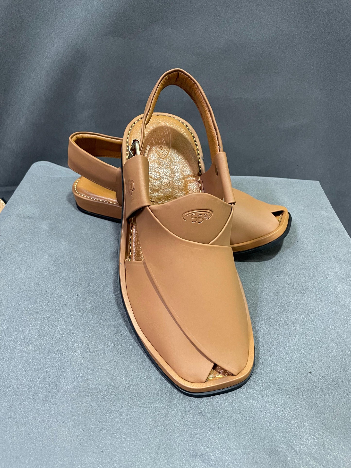 ✨ ROUND SHAPE PESHAWARI MEDICATED CHAPPAL – SOFT & PREMIUM QUALITY ✨(Malta)