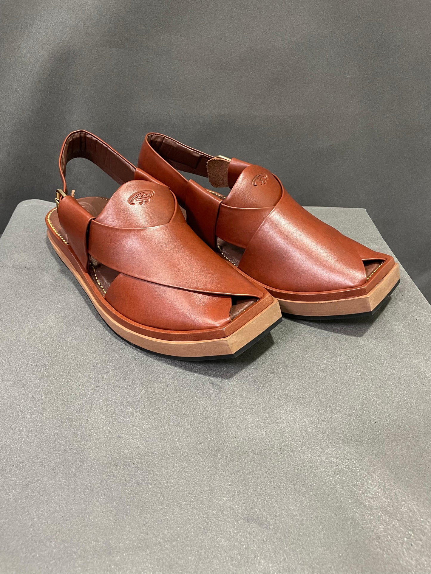 ✨ KAPTAN PESHAWARI CHAPPAL – ROYAL STYLE | MEDICATED COMFORT ✨(Master)