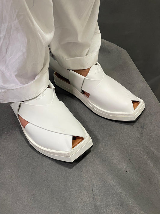 ✨ KAPTAN PESHAWARI CHAPPAL – ROYAL STYLE | MEDICATED COMFORT ✨(White)
